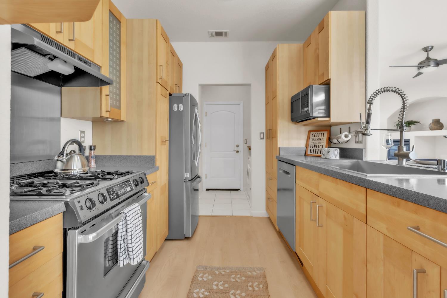 3905 Apple Blossom Way