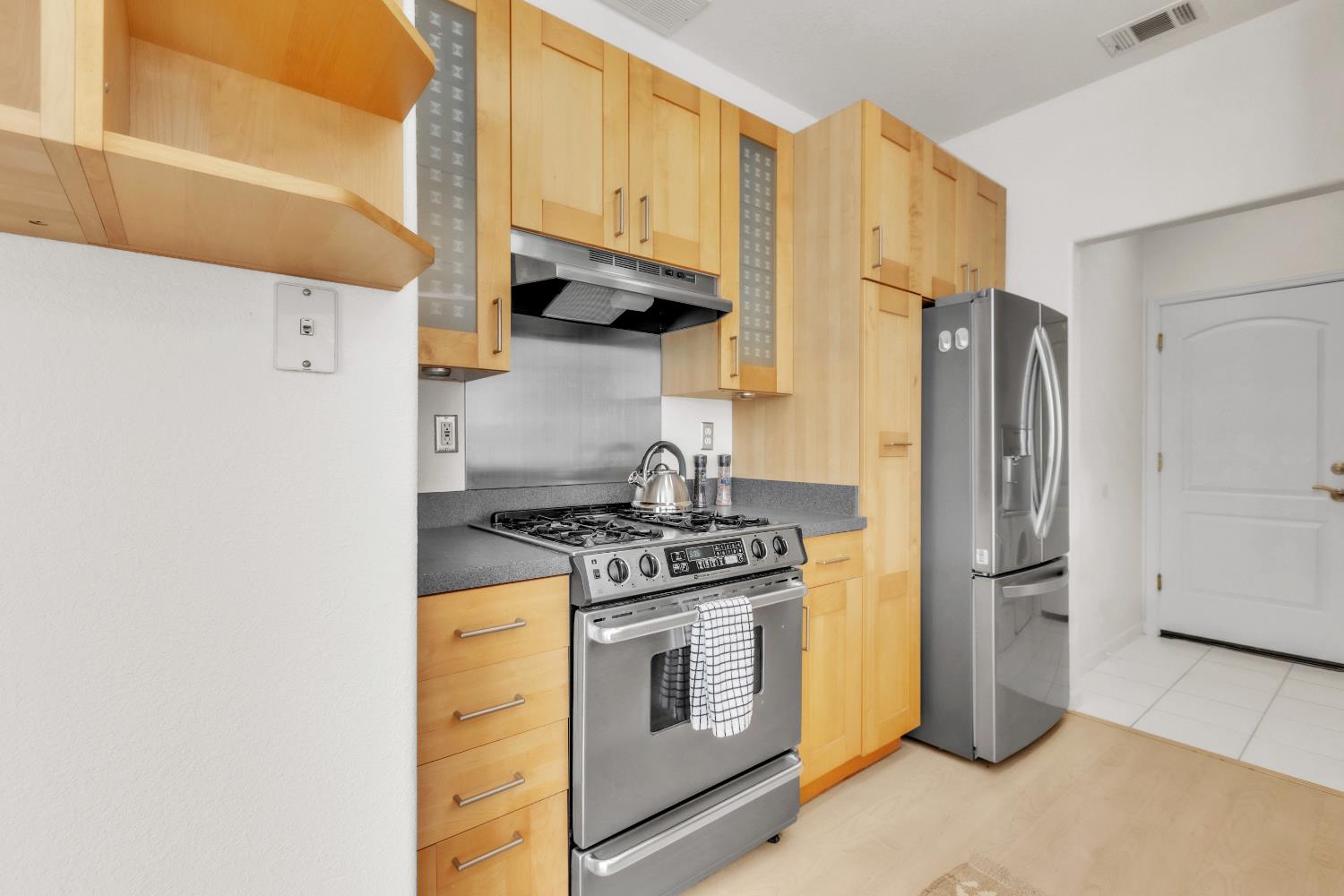 3905 Apple Blossom Way