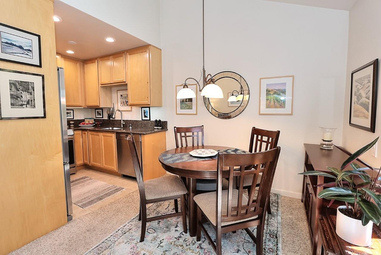 2294 Woodside Lane 13