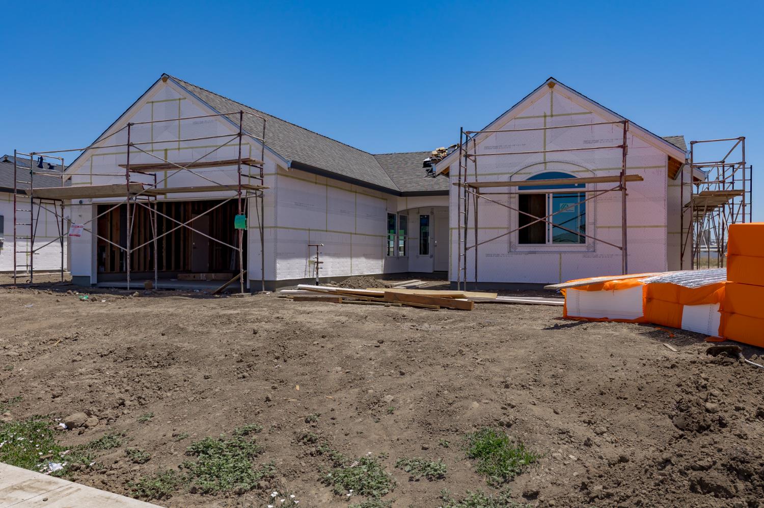 271 Piper Lane