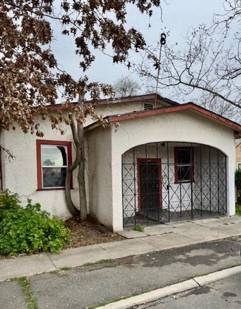 2354 Oakmont Street Sacramento CA 95815