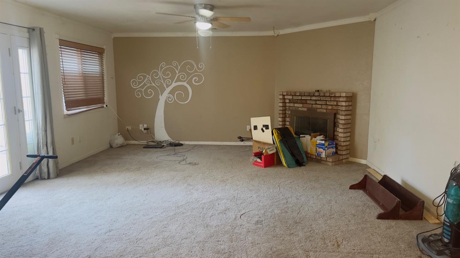 3412 Suffolk Drive