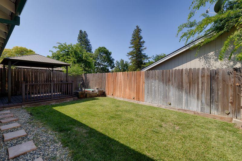 7235 La Luna Court
