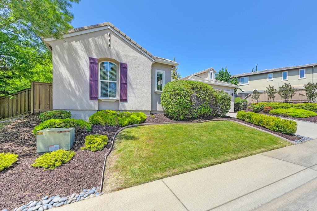 1881 Swinton Drive