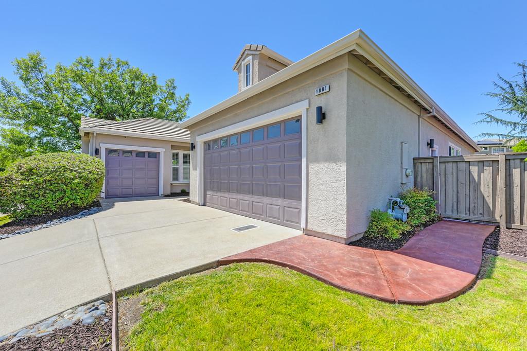 1881 Swinton Drive