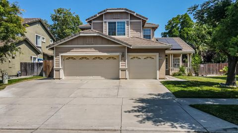 875 Walker Woodland CA 95775