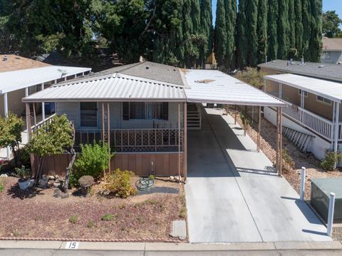 250 E Las Palmas Avenue Unit 15, Patterson, CA 95363 - MLS#: 225054352