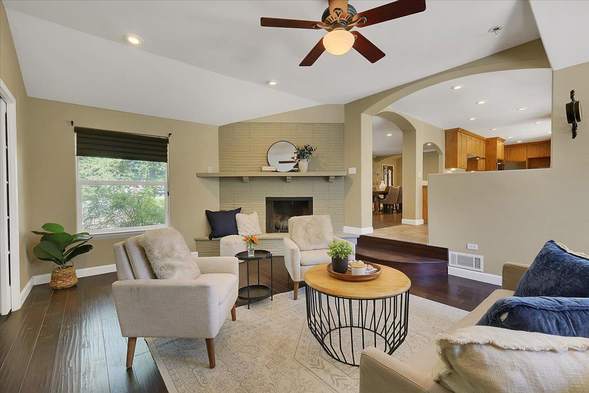 1501 Joby Lane