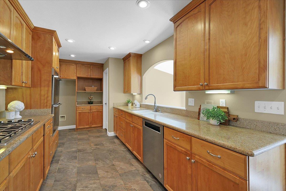 1501 Joby Lane