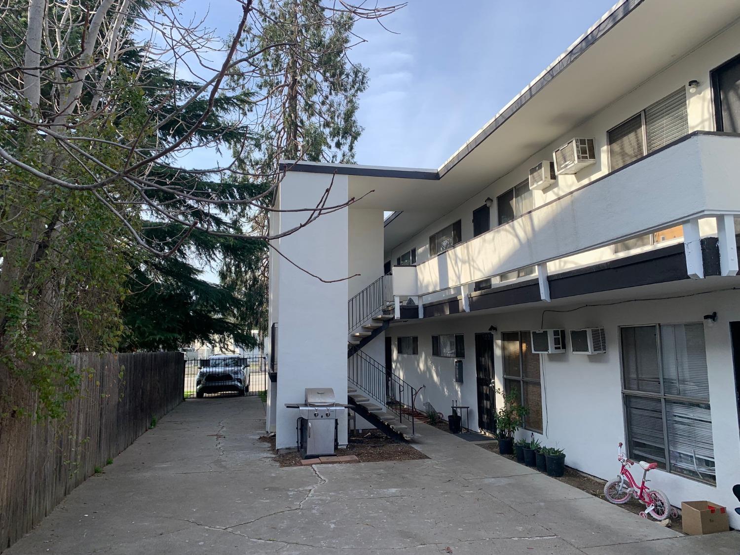 539 Reeves Avenue