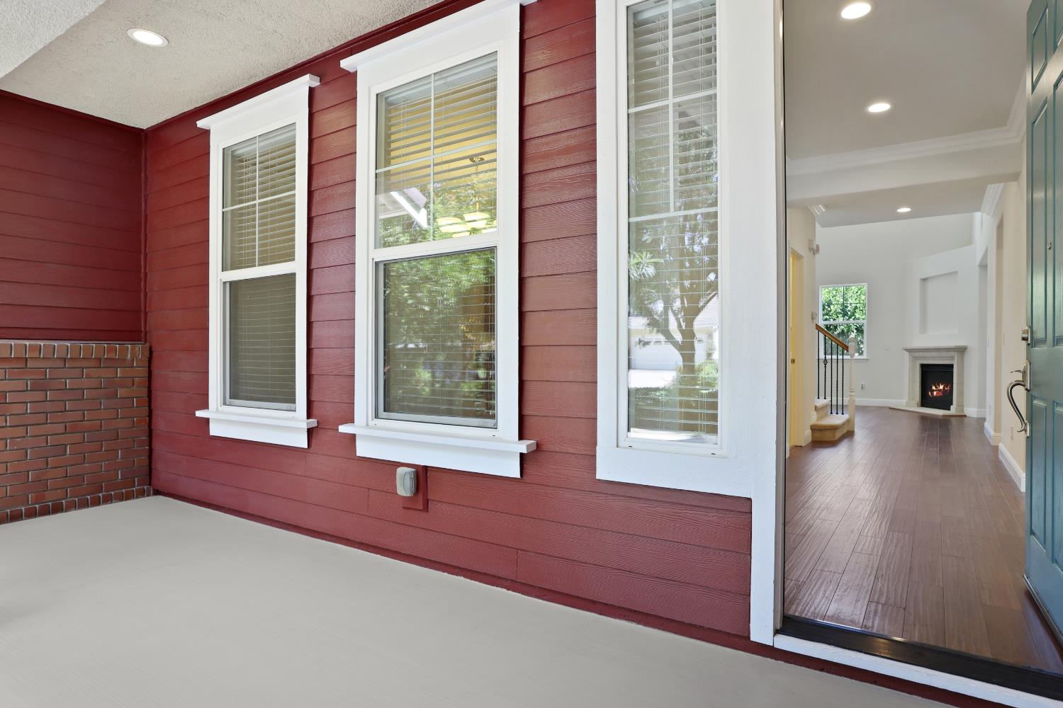 731 W La Canada Avenue