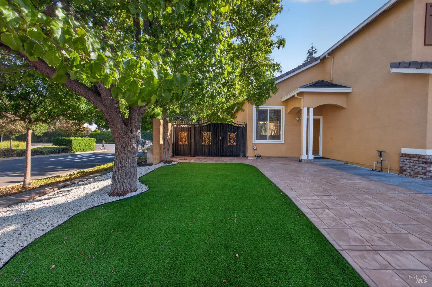 1802 Autumn Meadow Drive