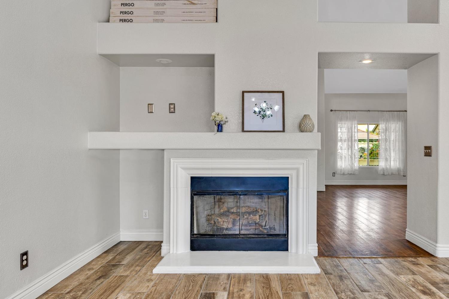 Los Banos, California 93635, United States, 4 Bedrooms Bedrooms, ,2 BathroomsBathrooms,Residential,Active,110823