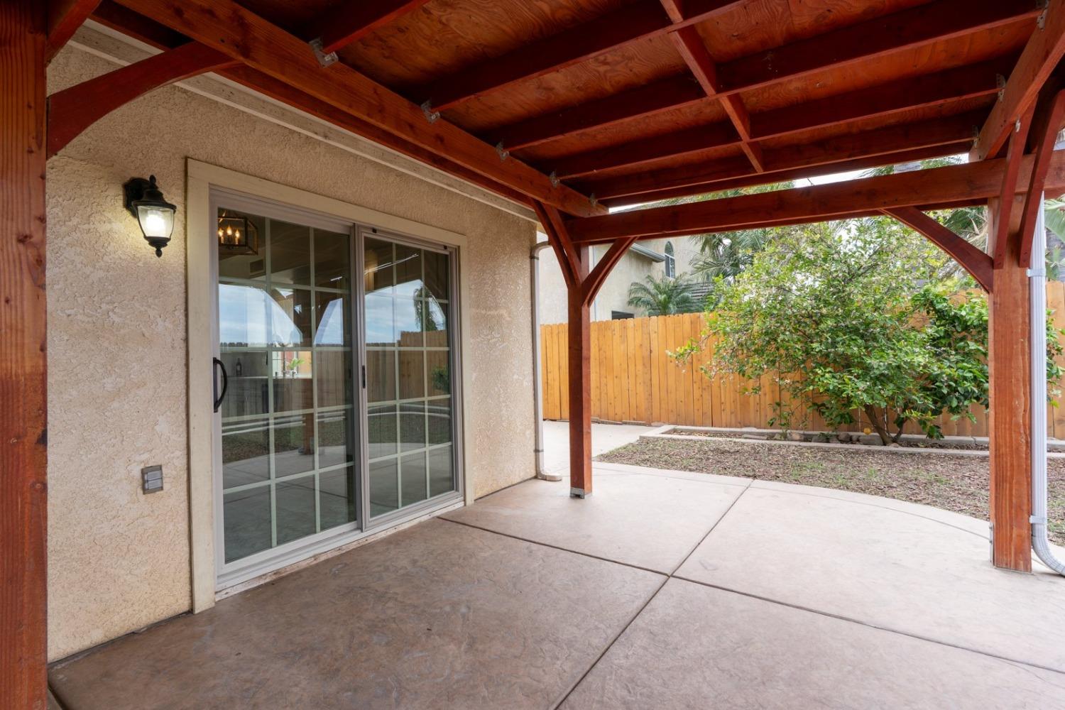 Los Banos, California 93635, United States, 4 Bedrooms Bedrooms, ,2 BathroomsBathrooms,Residential,Active,110823