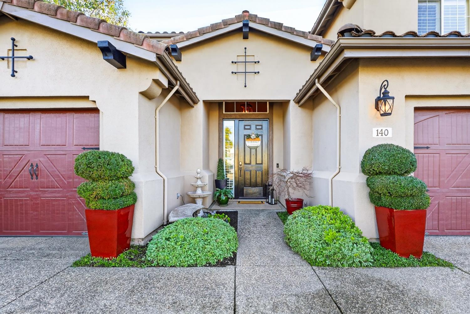 140 Blue Bonnet Court