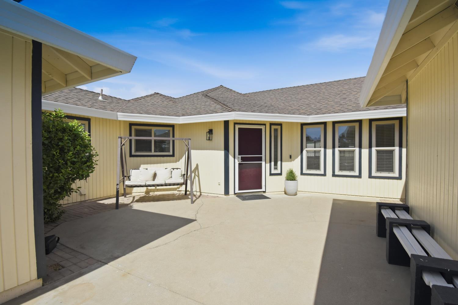1740 Tamarack Drive