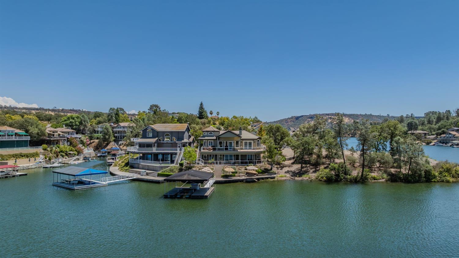 1137 Shoreline Ct