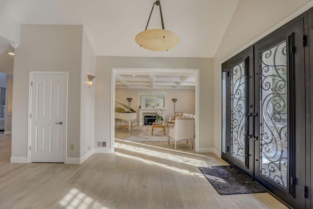 Photo of 3101 Adams Rd, Sacramento, CA 95864 (MLS # 225049550)