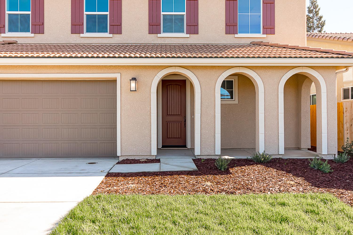 855 Meadowlands Drive