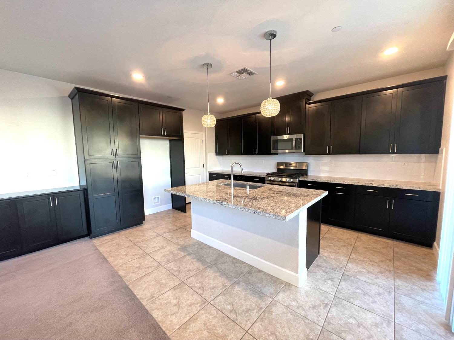 10504 Waltz Way