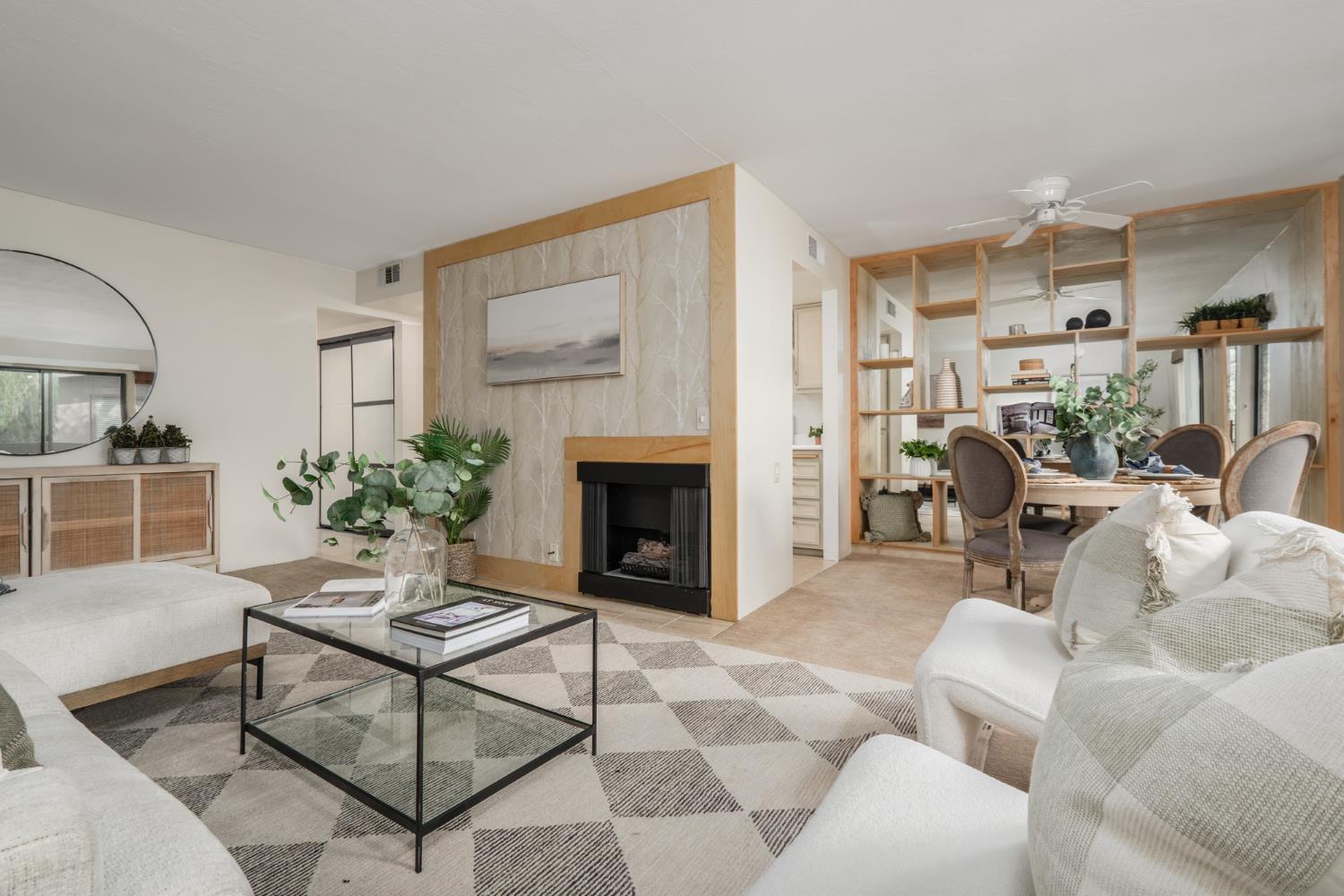 2492 Larkspur Lane 200