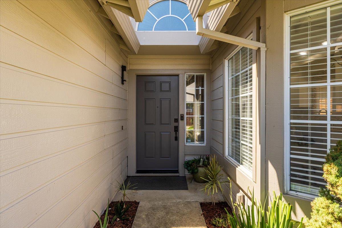 8321 Scrub Oak Way