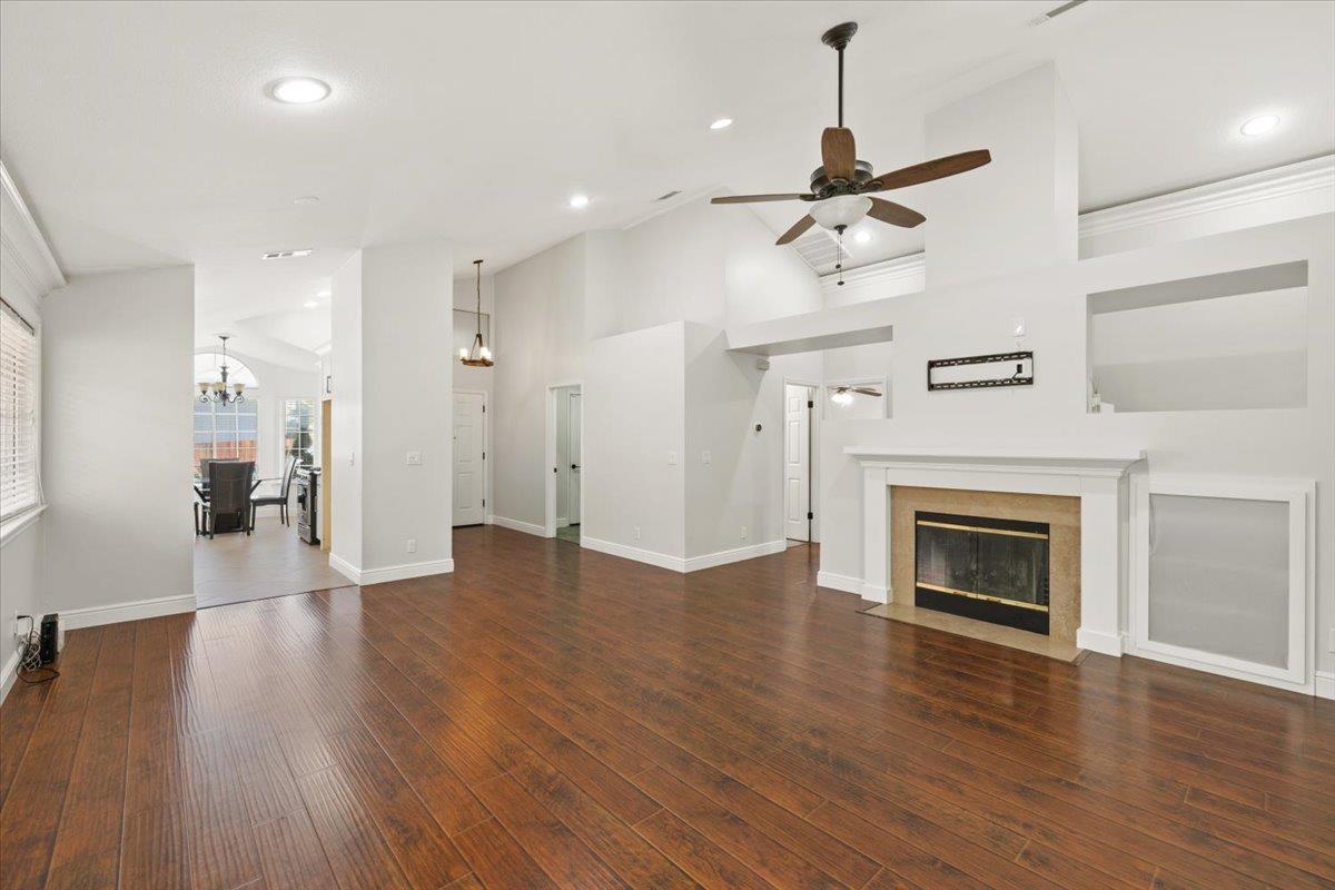 8321 Scrub Oak Way