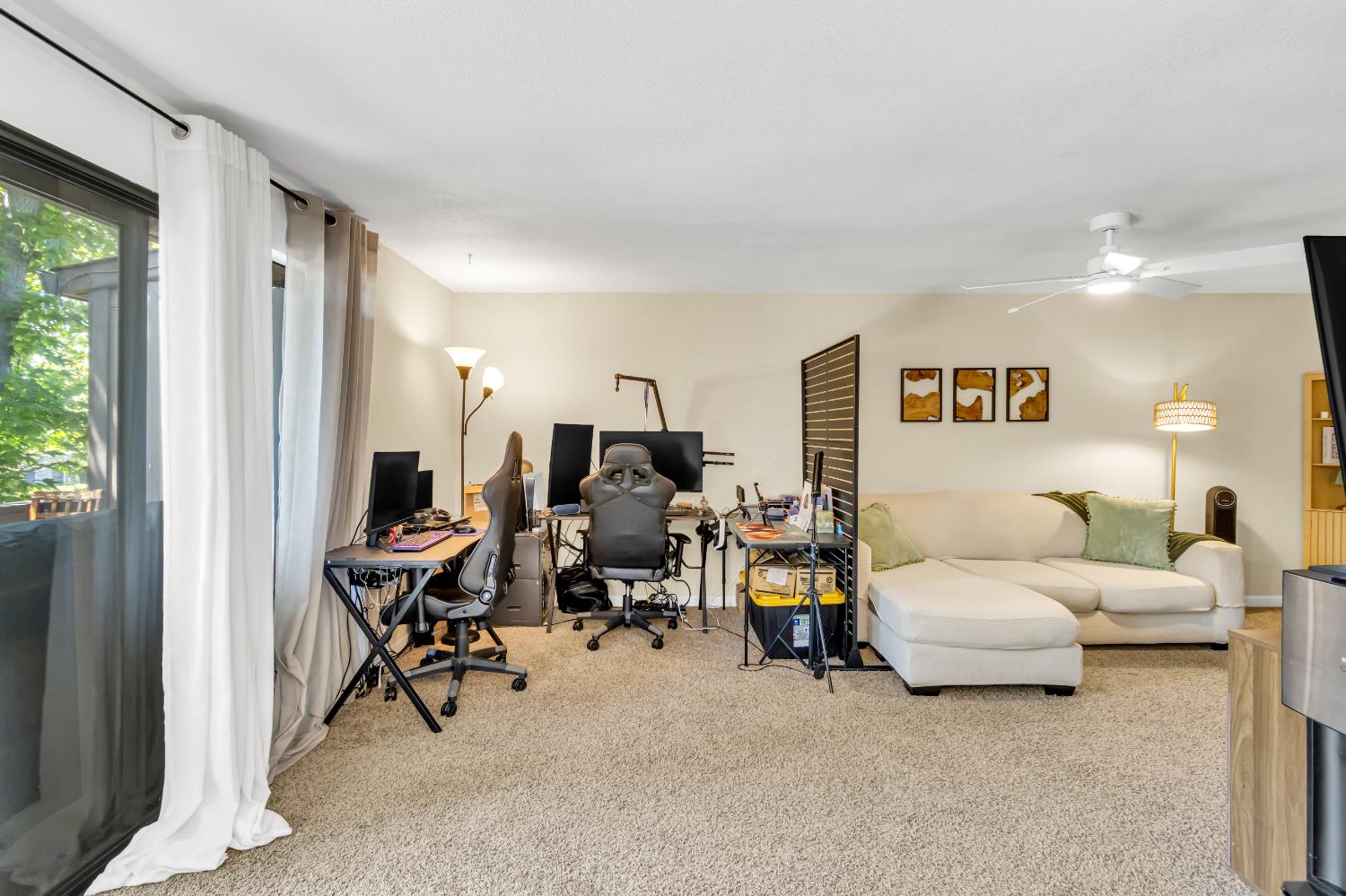 903 Fulton Avenue 406