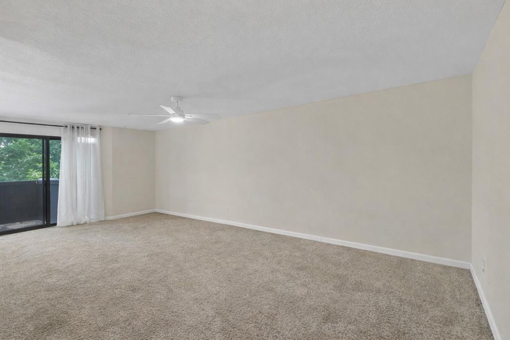 Photo of 903 Fulton Avenue #406, Sacramento, CA 95825 (MLS # 226005396)