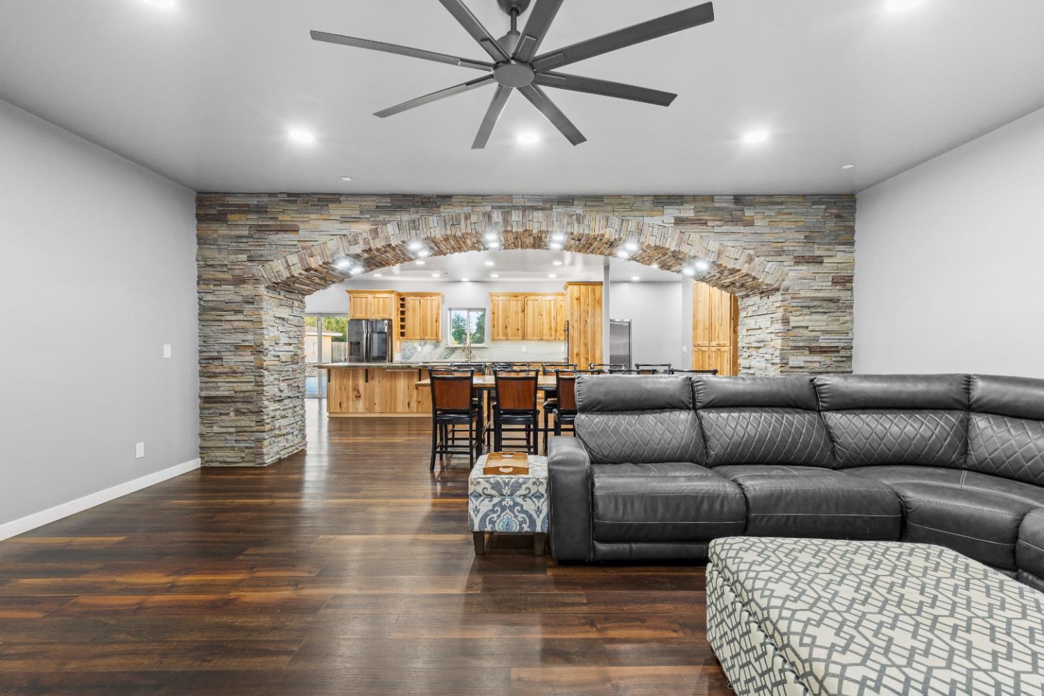 11369 Loma Rica Road