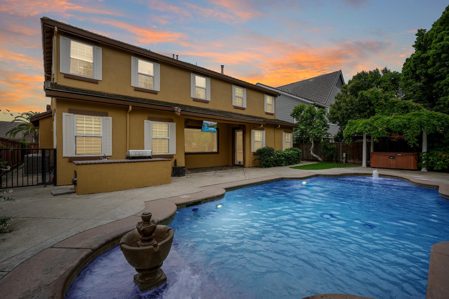 1455 Montauban Court