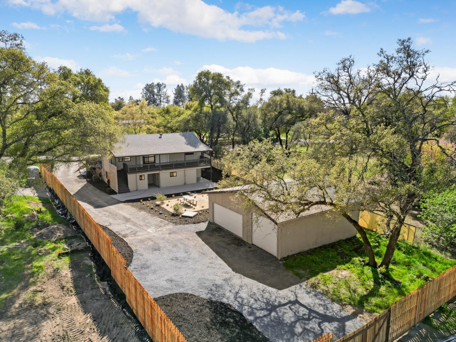 6085 Cavitt Stallman Road