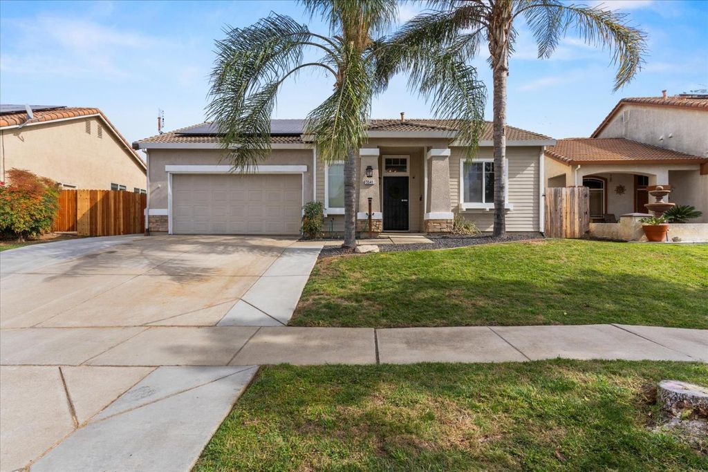 Photo of 3541 Greens St, Plumas Lake, CA 95961 (MLS # 225136980)
