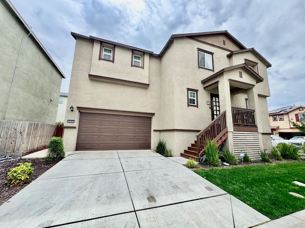Photo of 1536 Silverbell Drive, Stockton, CA 95206 (MLS # 226040350)