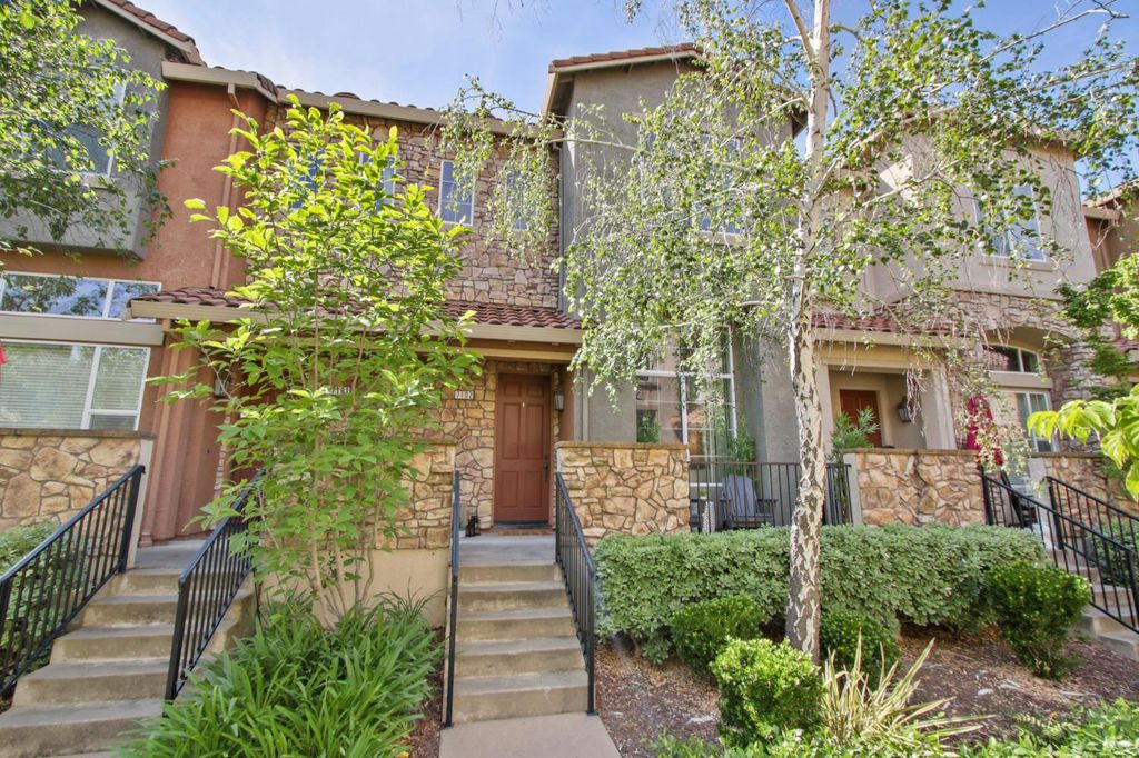 Photo of 2580 W El Camino Avenue #7102, Sacramento, CA 95833 (MLS # 226040503)