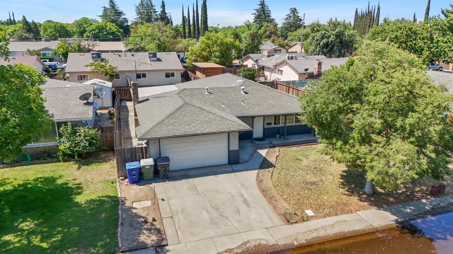1828 Glouster Way