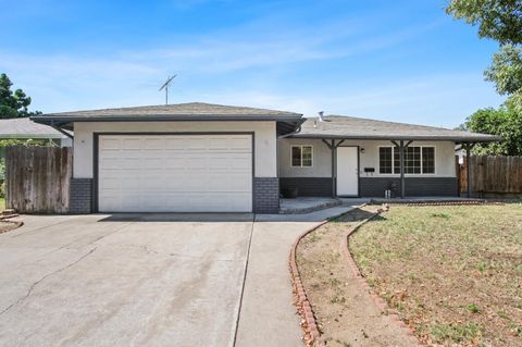 1828 Glouster Way Modesto CA 95350