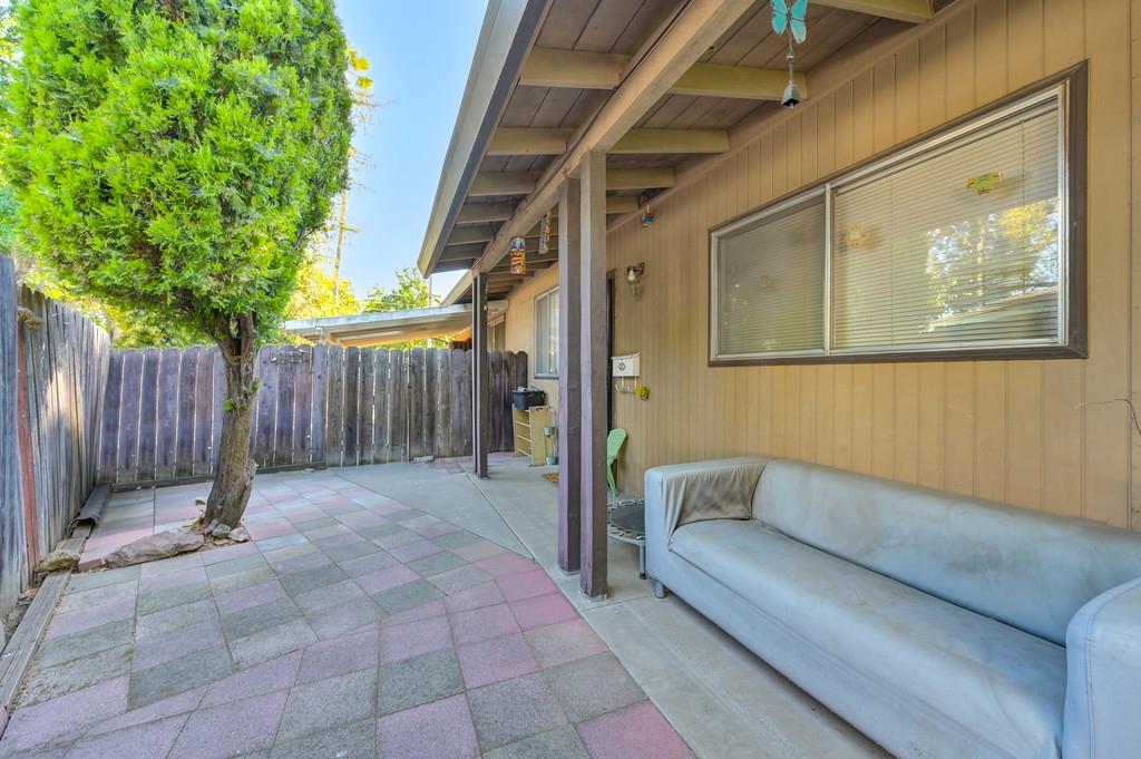 1441 Inge Court