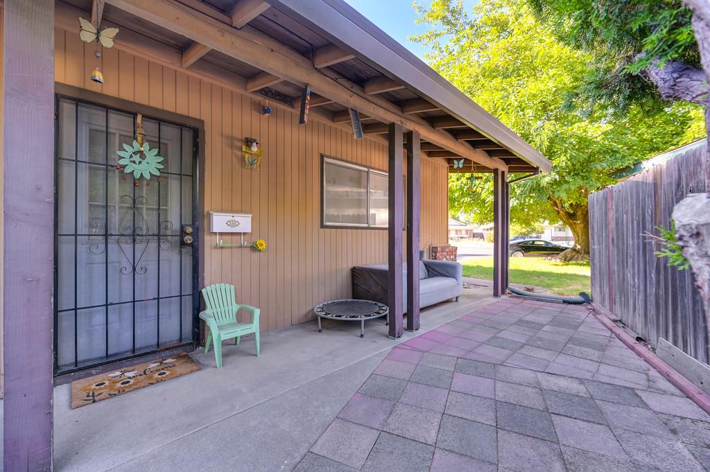 1441 Inge Court