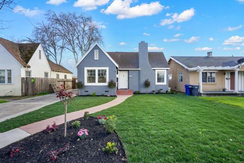 600 W Main Street, Turlock, CA 95380 - MLS#: 225027588