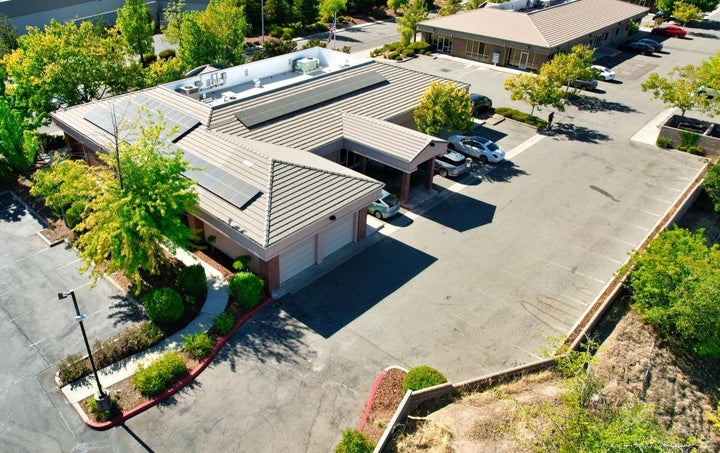 Photo 1 of 37 — 6920 Destiny Drive, Rocklin, CA 95677