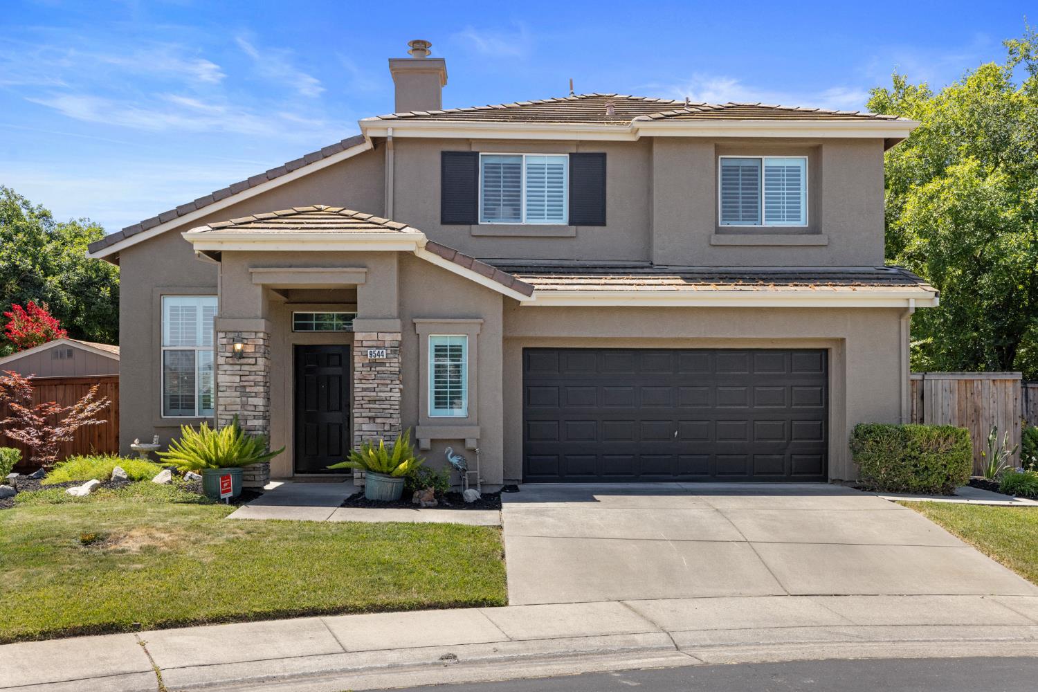 9544 Lakewind Lane