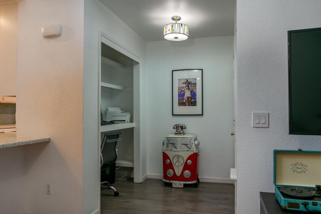 Photo of 3635 Gold Creek Lane, Sacramento, CA 95827 (MLS # 226030145)