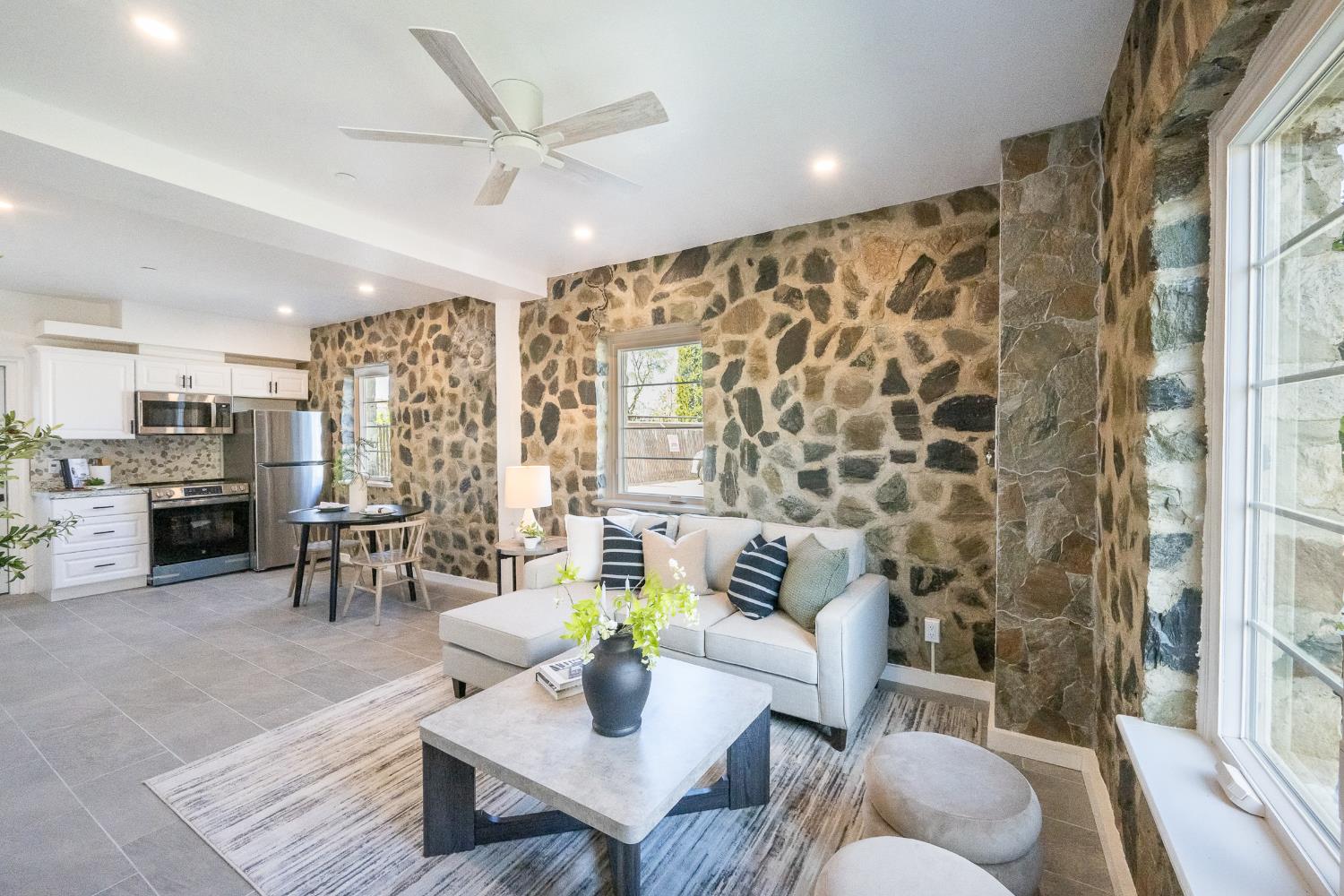 124 Oakwood Drive