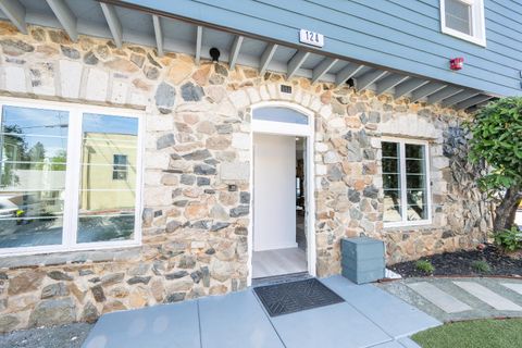 124 Oakwood Drive Auburn CA 95603