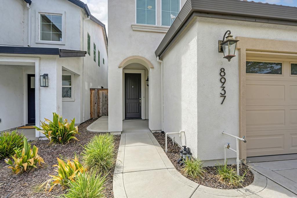 8937 Fair Oaks Boulevard