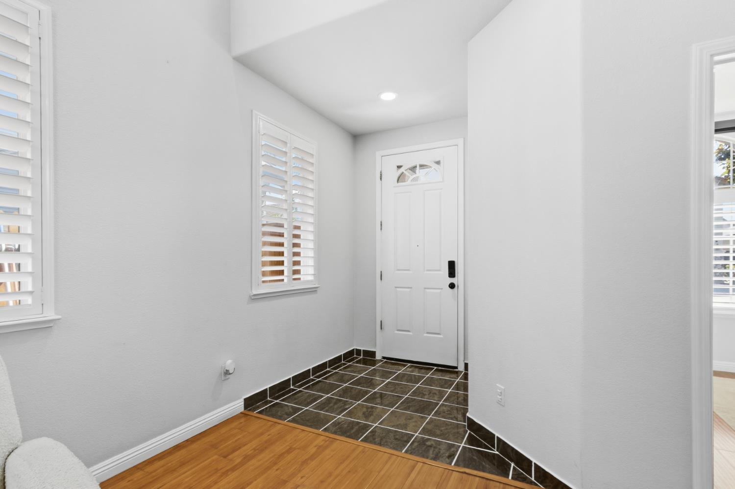 11 Sabre Court