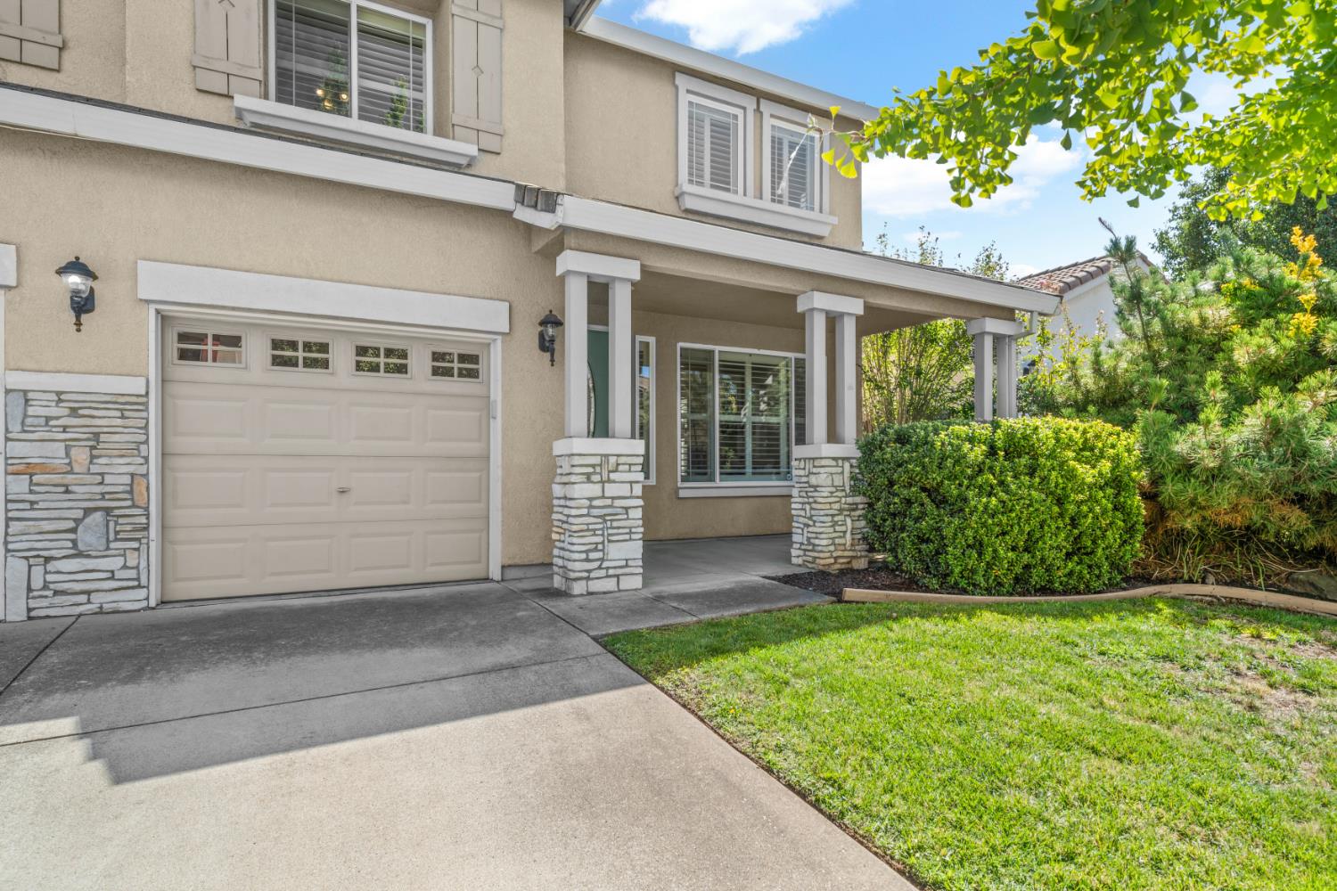 843 Leith Court