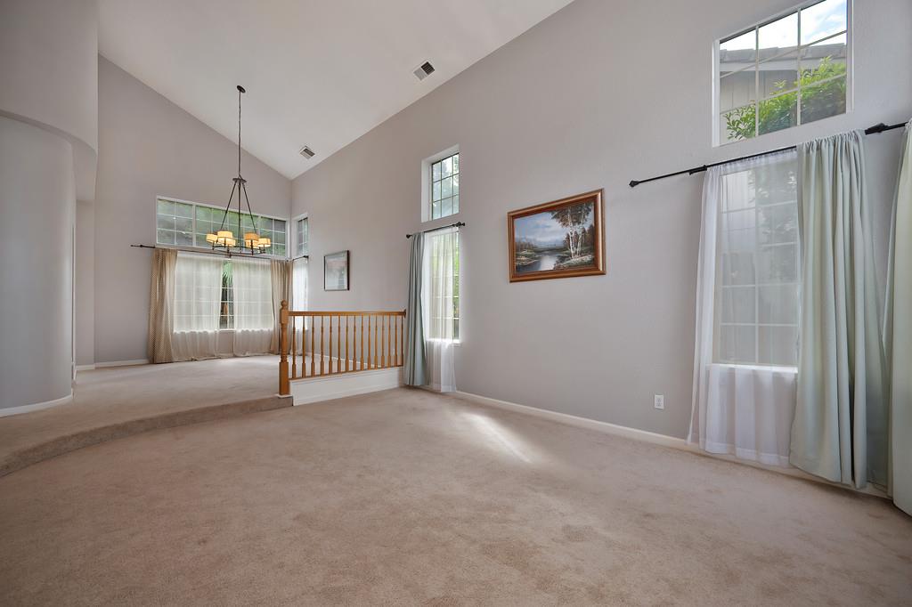 2219 Salem Way