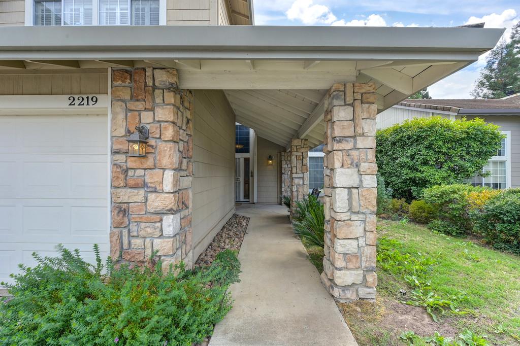 2219 Salem Way